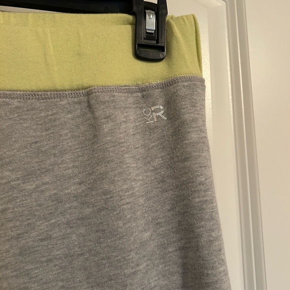 Kenneth Cole reaction, gray straight leg boot cut sweatpants - Picture 3 of 4